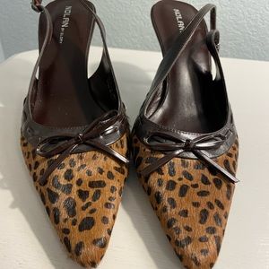 Let your inner “kitten” come out! Cute, 2” heel, sling back, size 10 shoes